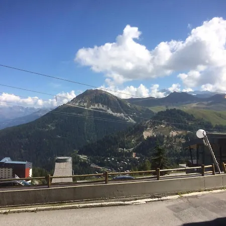 Divisible Fonctionnel Skis Aux Pieds Avec Vue Mont Blanc La Plagne